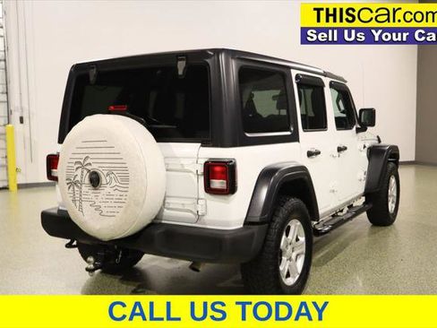 Used 2018 Jeep Wrangler Unlimited Sport S AWD/4WD image 8