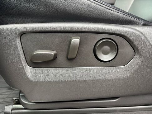 Used 2024 Chevrolet Silverado 1500 RST w/ Convenience Package II AWD/4WD image 27