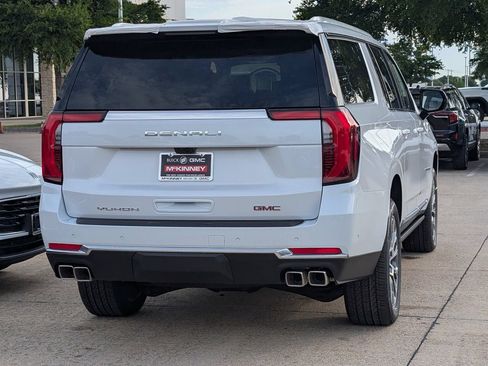 New 2026 GMC Yukon XL Denali w/ Denali Reserve Package AWD/4WD image 4
