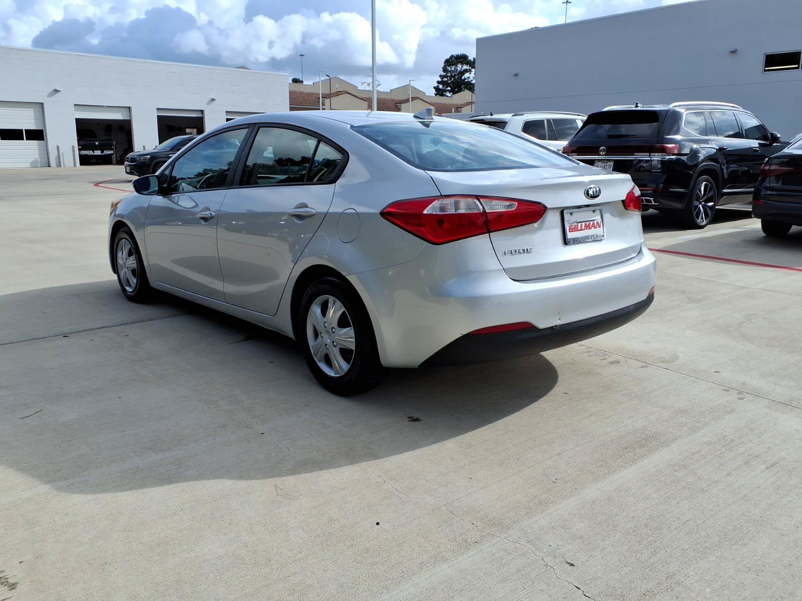 Used 2016 Kia Forte LX w/ LX Popular Package FWD image 8