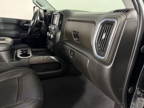 Used 2022 GMC Sierra 3500 Denali w/ Denali Ultimate Package AWD/4WD image 32