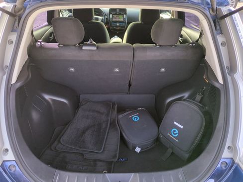 Used 2016 Nissan Leaf SV image 30