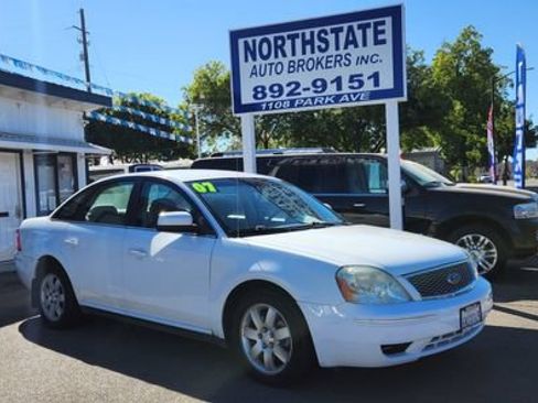 Used 2007 Ford Five Hundred SEL FWD image 1