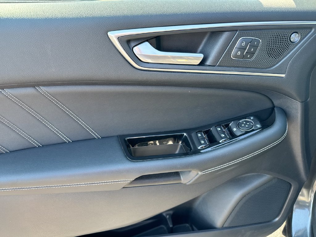 Used 2019 Ford Edge ST w/ Convenience Package AWD/4WD image 22