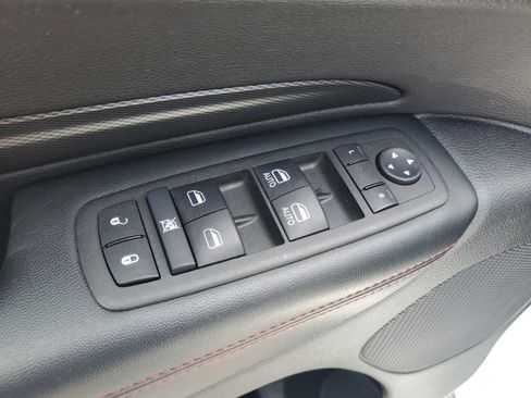 Used 2025 Dodge Durango GT AWD/4WD image 9