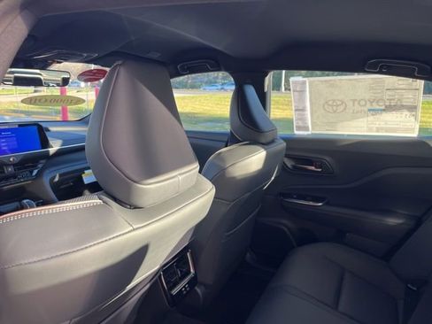 New 2026 Toyota Crown XLE image 9