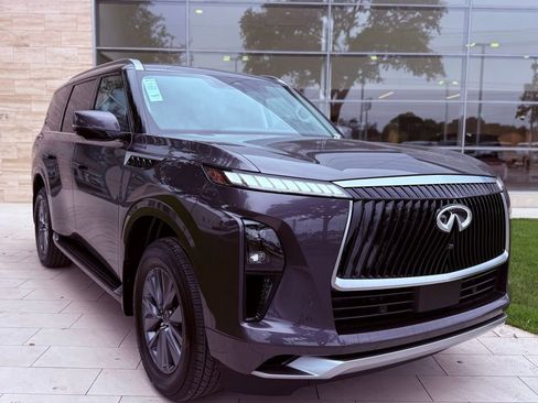 Certified 2026 INFINITI QX80 Pure AWD/4WD image 4