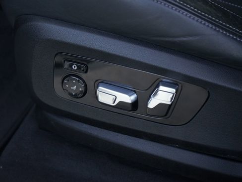 Used 2021 BMW X5 M Competition w/ Competition Package image 30