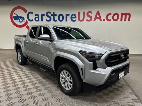 Used 2024 Toyota Tacoma SR5 AWD/4WD image 1