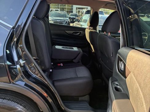 Used 2019 Nissan Rogue SV AWD/4WD image 21