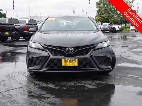 Certified 2024 Toyota Camry SE FWD image 3