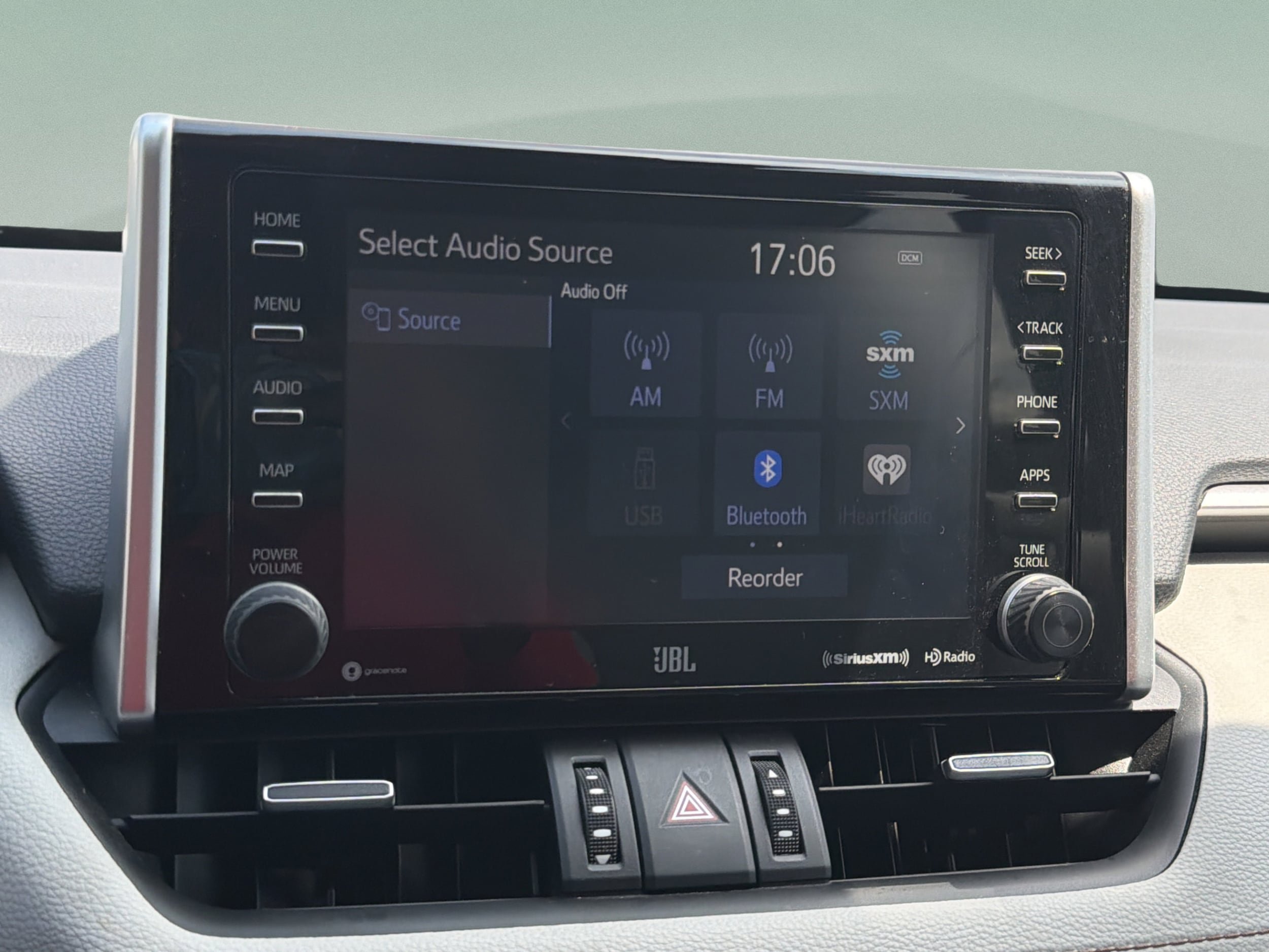 Used 2019 Toyota RAV4 XLE Premium w/ Cold Weather Package FWD image 9