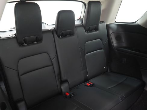 Used 2024 Nissan Pathfinder SL w/ SL Premium Package AWD/4WD image 15