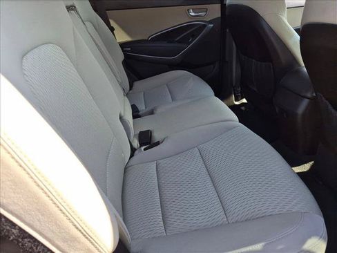 Used 2018 Hyundai Santa Fe Sport w/ 2.4L Value Package 02 FWD image 17