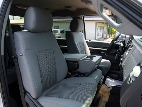 Used 2015 Ford F250 XLT AWD/4WD image 19