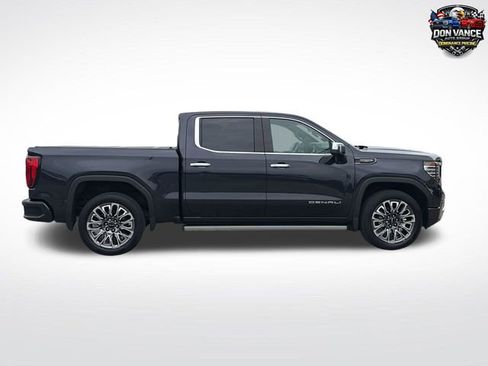 Used 2023 GMC Sierra 1500 Denali Ultimate AWD/4WD image 7