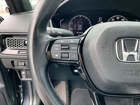 Used 2023 Honda Civic Sport image 22