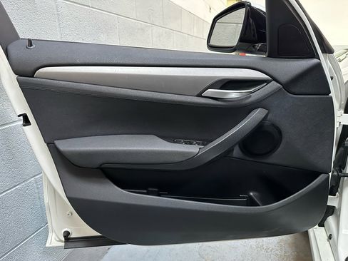 Used 2014 BMW X1 xDrive35i w/ M Sport Line image 15