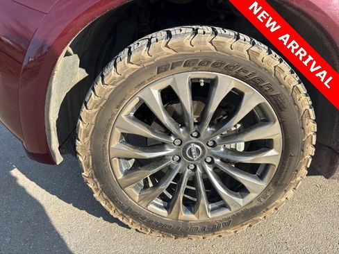 Used 2023 Nissan Armada Platinum w/ Captain's Chairs Package image 7