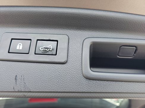 Used 2024 Subaru Forester Limited image 22