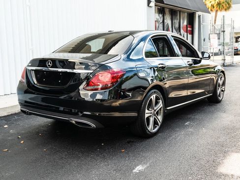 Used 2019 Mercedes-Benz C 300 Sedan w/ Premium Package image 7