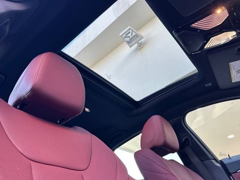 Used 2023 BMW i4 eDrive35 image 17