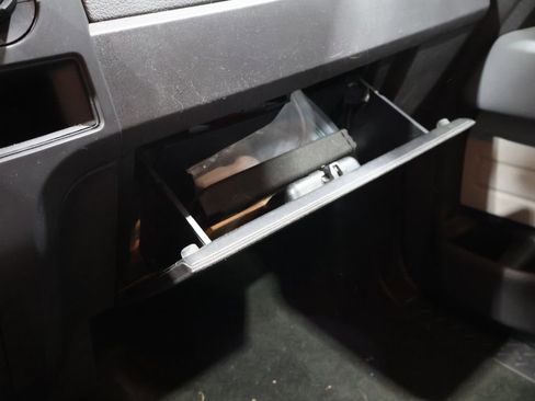 Used 2012 Ford F150 STX w/ STX Decor Pkg image 22