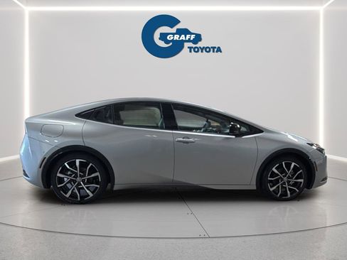 New 2026 Toyota Prius Plug-In Hybrid image 17