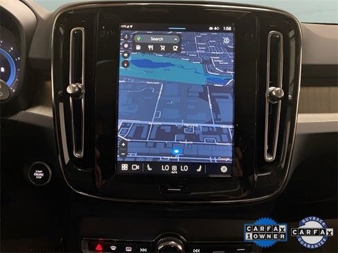 Used 2025 Volvo XC40 B5 Plus image 44