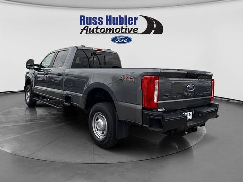 Used 2024 Ford F250 XL AWD/4WD image 3
