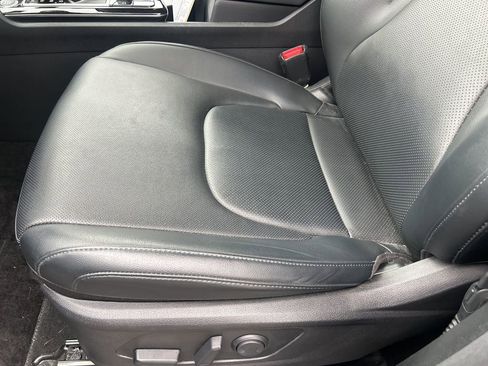 Used 2023 Kia Sportage EX FWD image 14