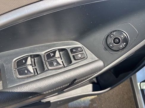 Used 2019 Hyundai Santa Fe XL FWD image 14