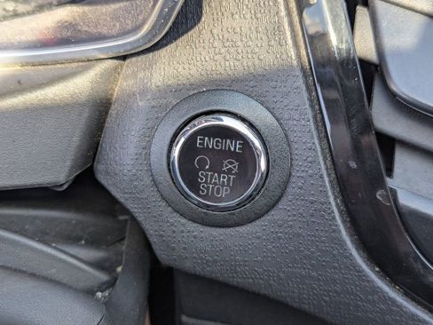 Used 2014 Ford Fiesta Titanium FWD image 18