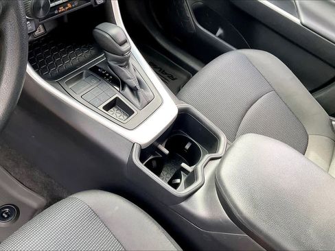 Used 2024 Toyota RAV4 LE image 16