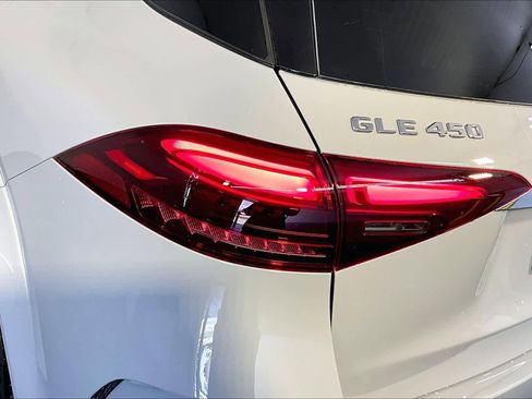 New 2026 Mercedes-Benz GLE 450 4MATIC image 5