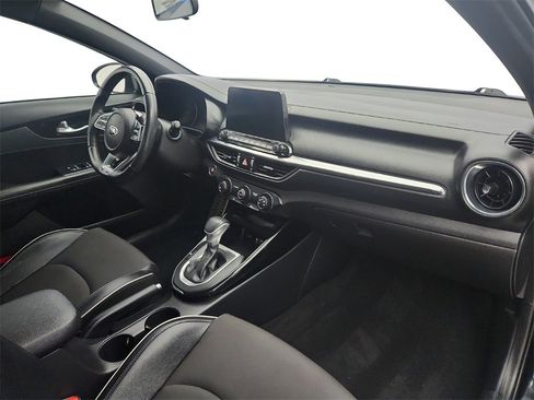 Used 2020 Kia Forte GT-Line image 22