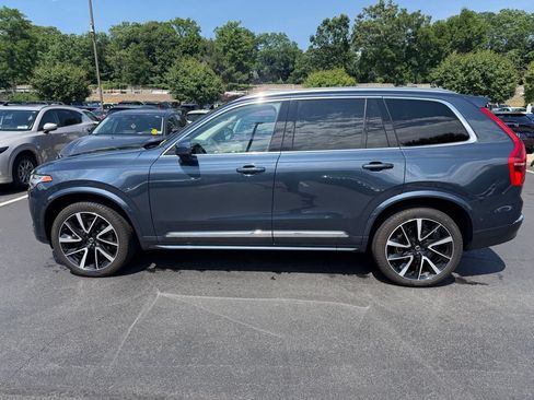 Certified 2024 Volvo XC90 B5 Plus w/ Protection Package Premier AWD/4WD image 3