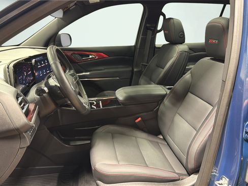 Used 2024 Chevrolet Traverse Z71 w/ LPO, Floor Liner Package AWD/4WD image 19