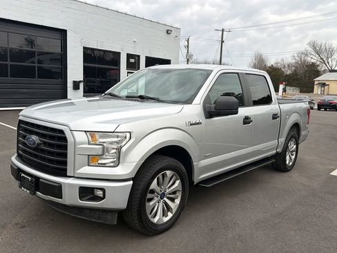 Used 2017 Ford F150 XL w/ Equipment Group 101A Mid image 2