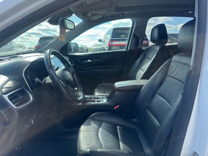 Used 2022 Chevrolet Equinox Premier AWD/4WD image 9