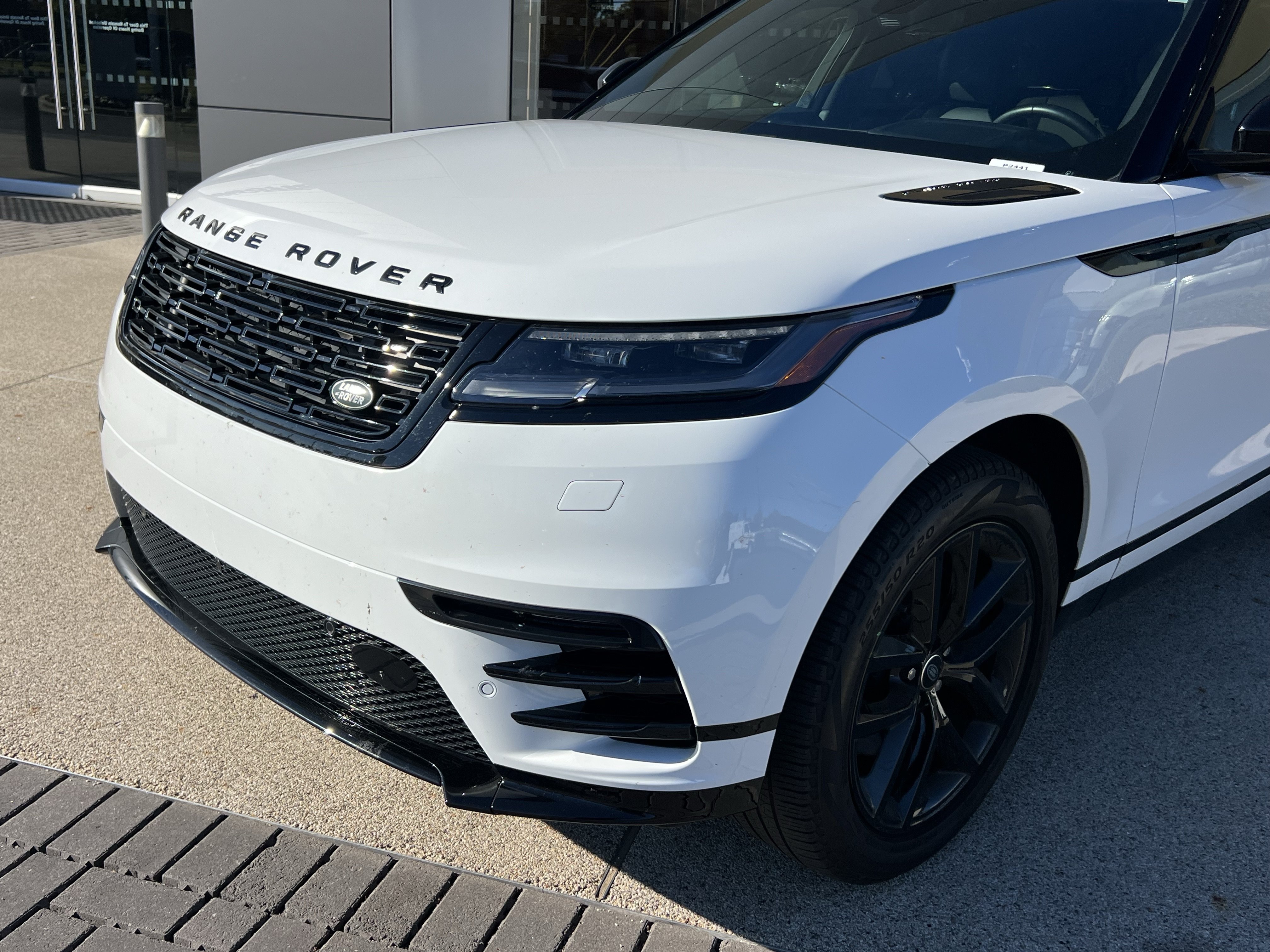 Certified 2024 Land Rover Range Rover Velar Dynamic SE AWD/4WD image 12