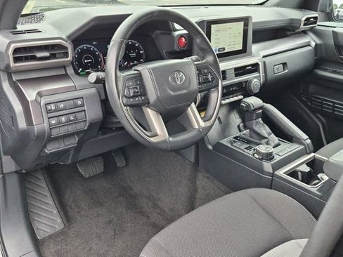 Certified 2025 Toyota 4Runner TRD Off-Road AWD/4WD image 9