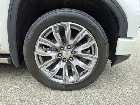 Used 2023 GMC Sierra 1500 Denali w/ Denali Reserve Package AWD/4WD image 27