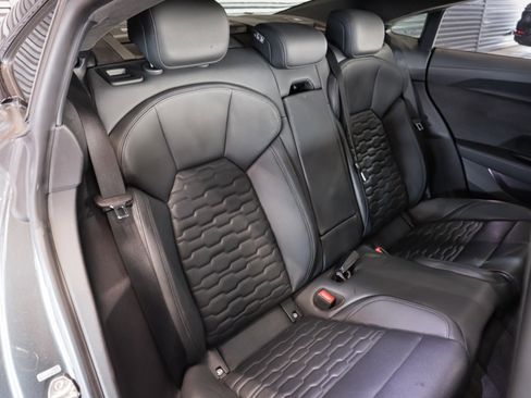 Used 2022 Audi RS e-tron GT image 7