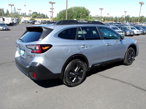 Used 2021 Subaru Outback Onyx Edition XT image 5