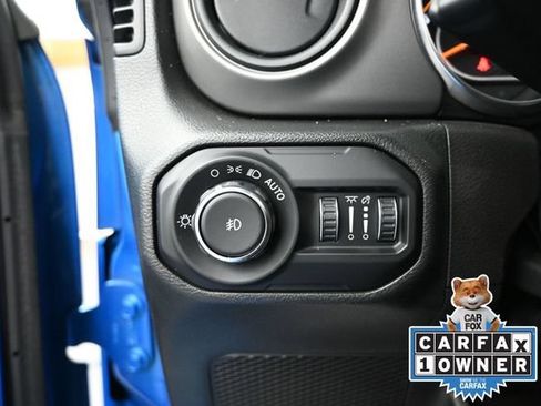 Used 2022 Jeep Wrangler Unlimited Sport w/ Sun And Sound Package AWD/4WD image 39