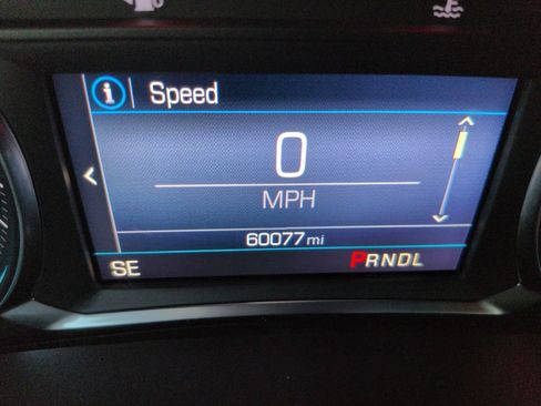 Used 2019 Chevrolet Equinox LT AWD/4WD image 16