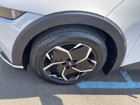 Certified 2023 Hyundai Ioniq 5 SEL AWD/4WD image 9