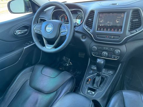 Used 2022 Jeep Cherokee Latitude Lux w/ Sun & Sound Group AWD/4WD image 22