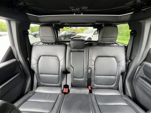 Used 2025 Ford Bronco Outer Banks AWD/4WD image 30